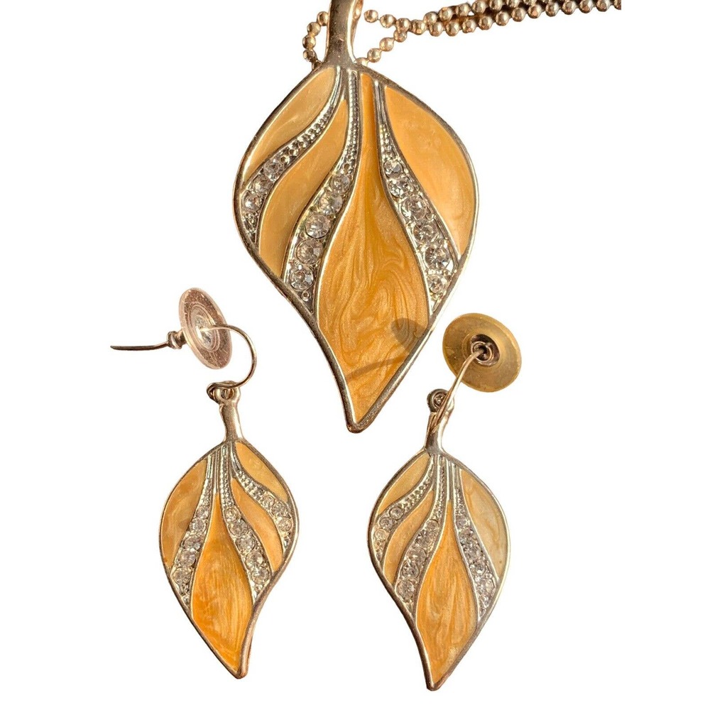 KC Designer Yelow Enamel Rhinestone Leaf Pendent Earring Lobster Chain